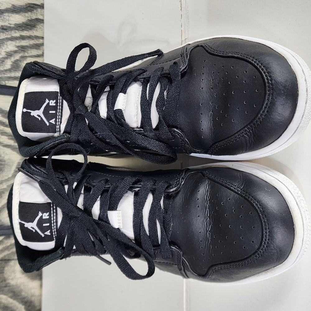 Jordan 1 Retro Premium Ying Yang Black Mens Size US 8 Athletic Shoes 554724 038 - Picture 8 of 12
